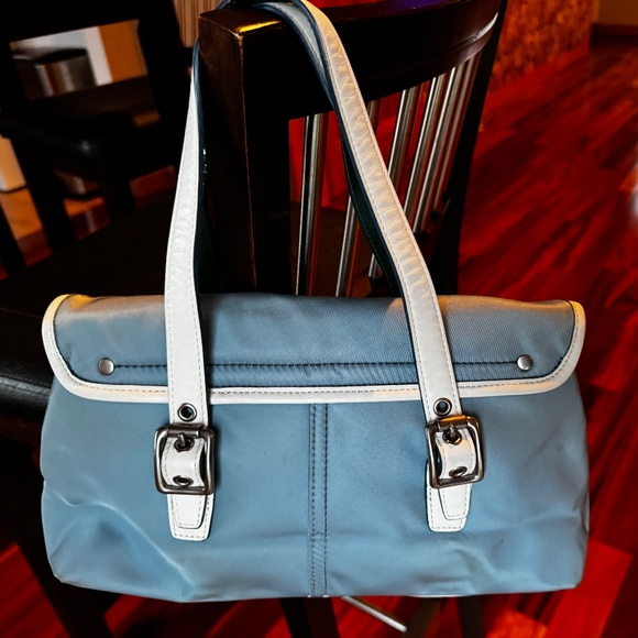 Coach Spring Bag - Picture 8 of 9